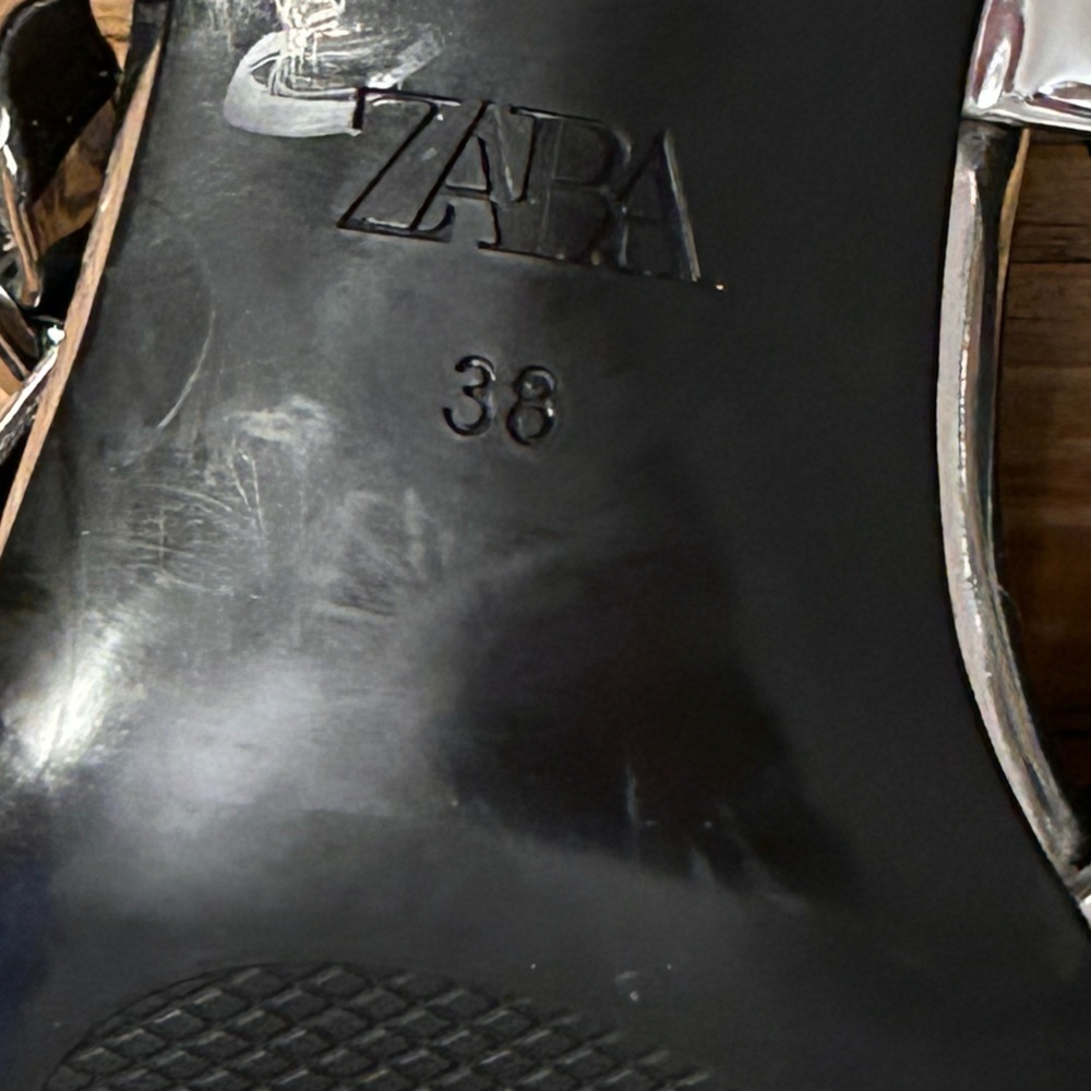 Zara Silver Pointed-Toe Slingback Heels - Picture 5 of 5